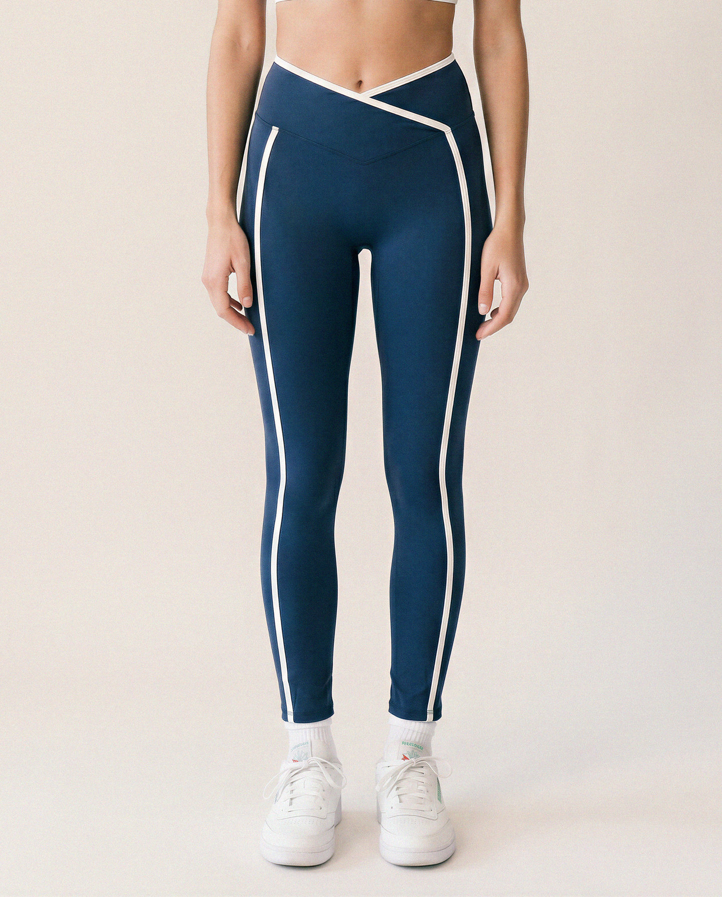 Energy Leggings in Midnight Navy